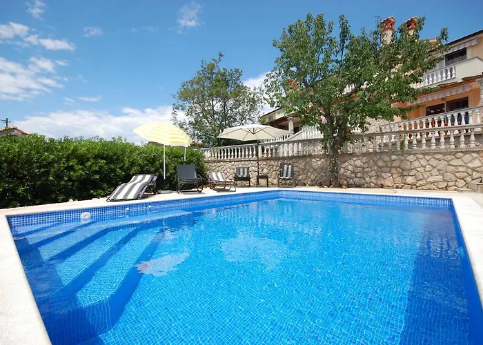 Apartament Family Friendly With A Swimming Pool , Krk - 20500 *
