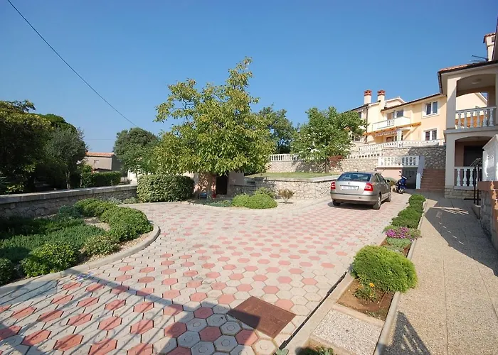 Apartament Family Friendly With A Swimming Pool , Krk - 20500