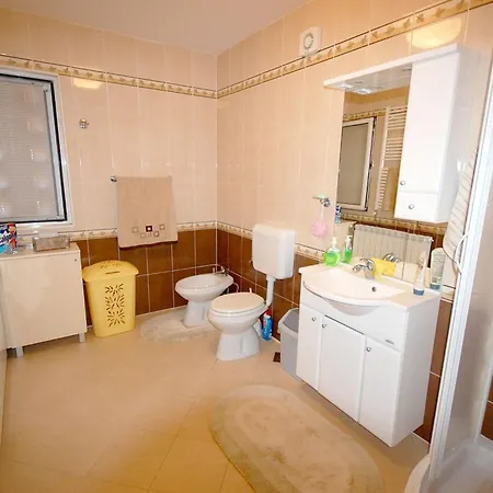 Family Friendly With A Swimming Pool , Krk - 20500 *