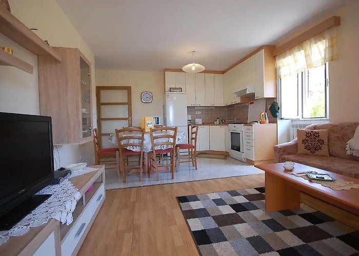 Family Friendly With A Swimming Pool , Krk - 20500 * Malinska